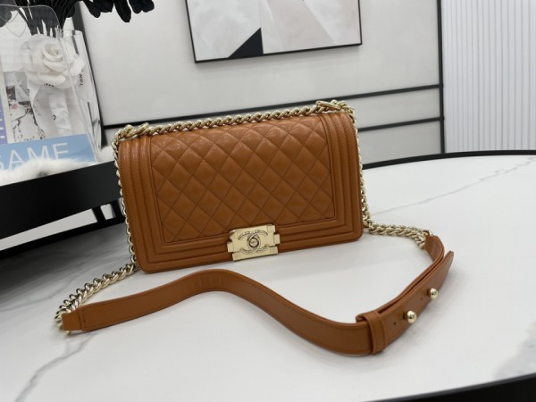 Chanel BOY Handbag 25cm - BOY036