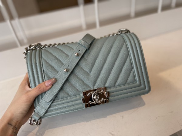 Chanel BOY Handbag 25cm - BOY044