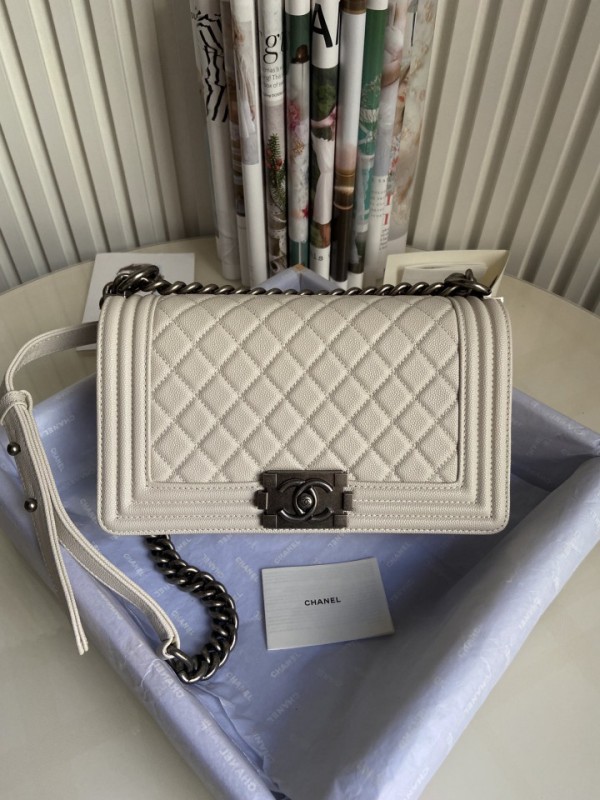 Chanel BOY Handbag 25cm - BOY068