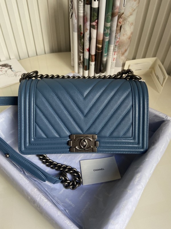 Chanel BOY Handbag 25cm - BOY069