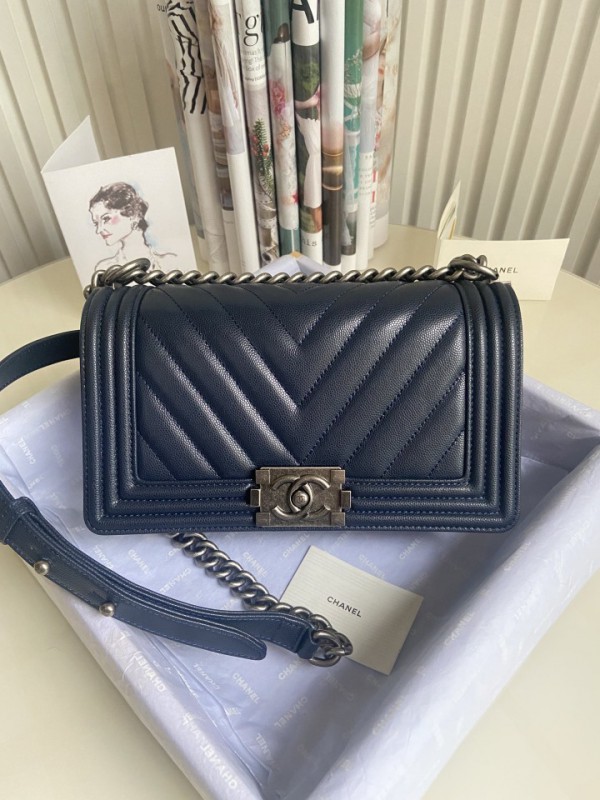 Chanel BOY Handbag 25cm - BOY077