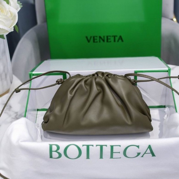 Bottega Venete Pouch Bag BV149