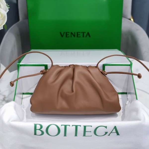 Bottega Venete Pouch Bag BV156