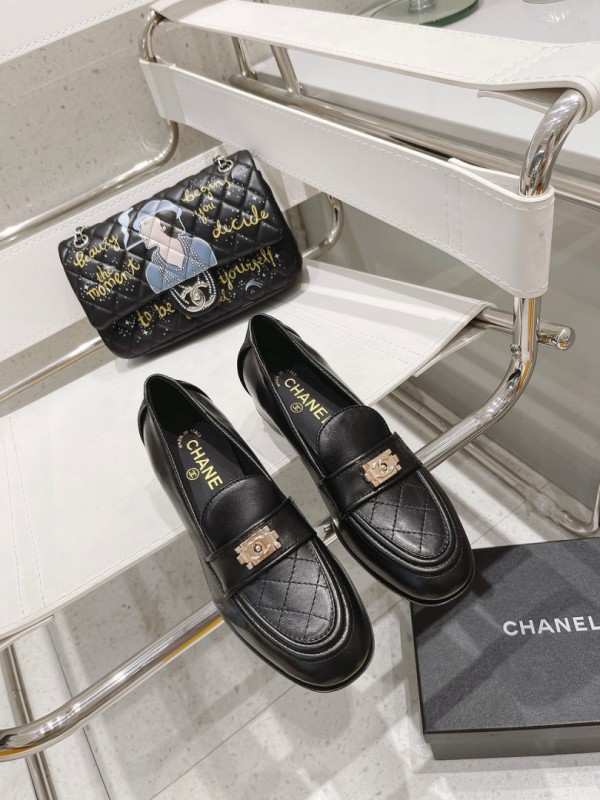 Chanel Women Loafers Black CHN-016