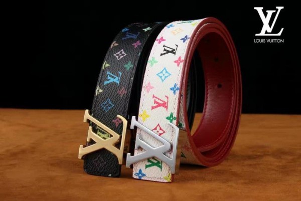 Louis Vuitton Women Belts Reversible (LV-BE-A069)