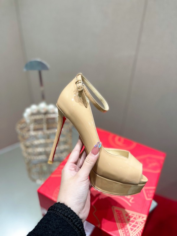 Christian Louboutin Peep Toe Pump Nude CL-H059