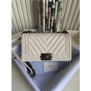 Chanel BOY Handbag 25cm - BOY067