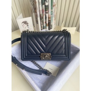 Chanel BOY Handbag 25cm - BOY077