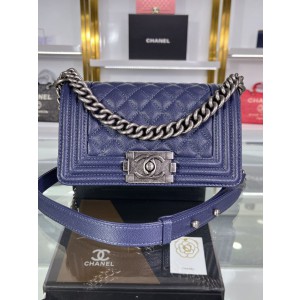 Chanel BOY Handbag 20cm - BOY127