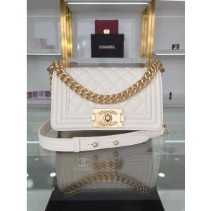 Chanel BOY Handbag 20cm - BOY134