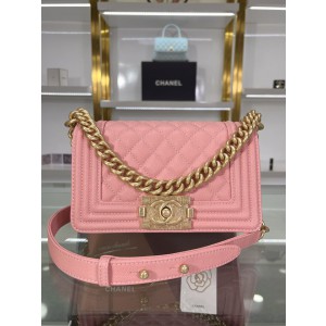 Chanel BOY Handbag 20cm - BOY136