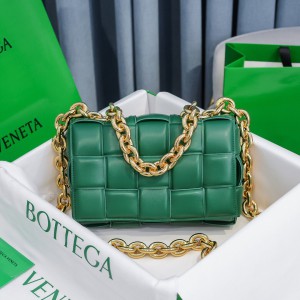 Bottega Veneta Cassette Bag BV135