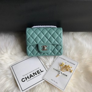 Chanel Classic Flap Bag 17cm - CF001