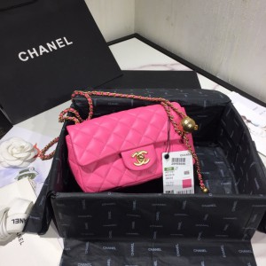 Chanel Classic Flap Bag 20cm - CF017