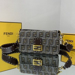 Fendi Baguette Shoulder Bag FD-027