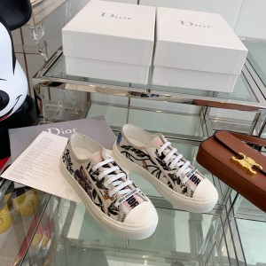 Dior Walk'n'Dior Sneakers DRS-035