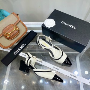 Chanel 2022 Mid-heel Pumps White CHN-151