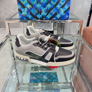 LV Trainer Sneaker LVS-030