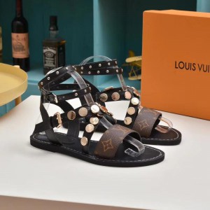 Louis Vuitton Women Sandals (LV-SH-A405)